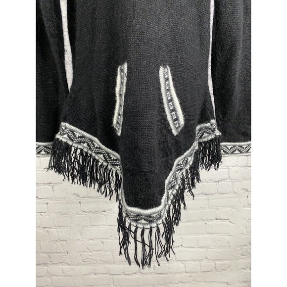 Kactus Artesanias Hooded Alpaca Knitted Pullover Tasseled Front Pocket One Size - Picture 6 of 10
